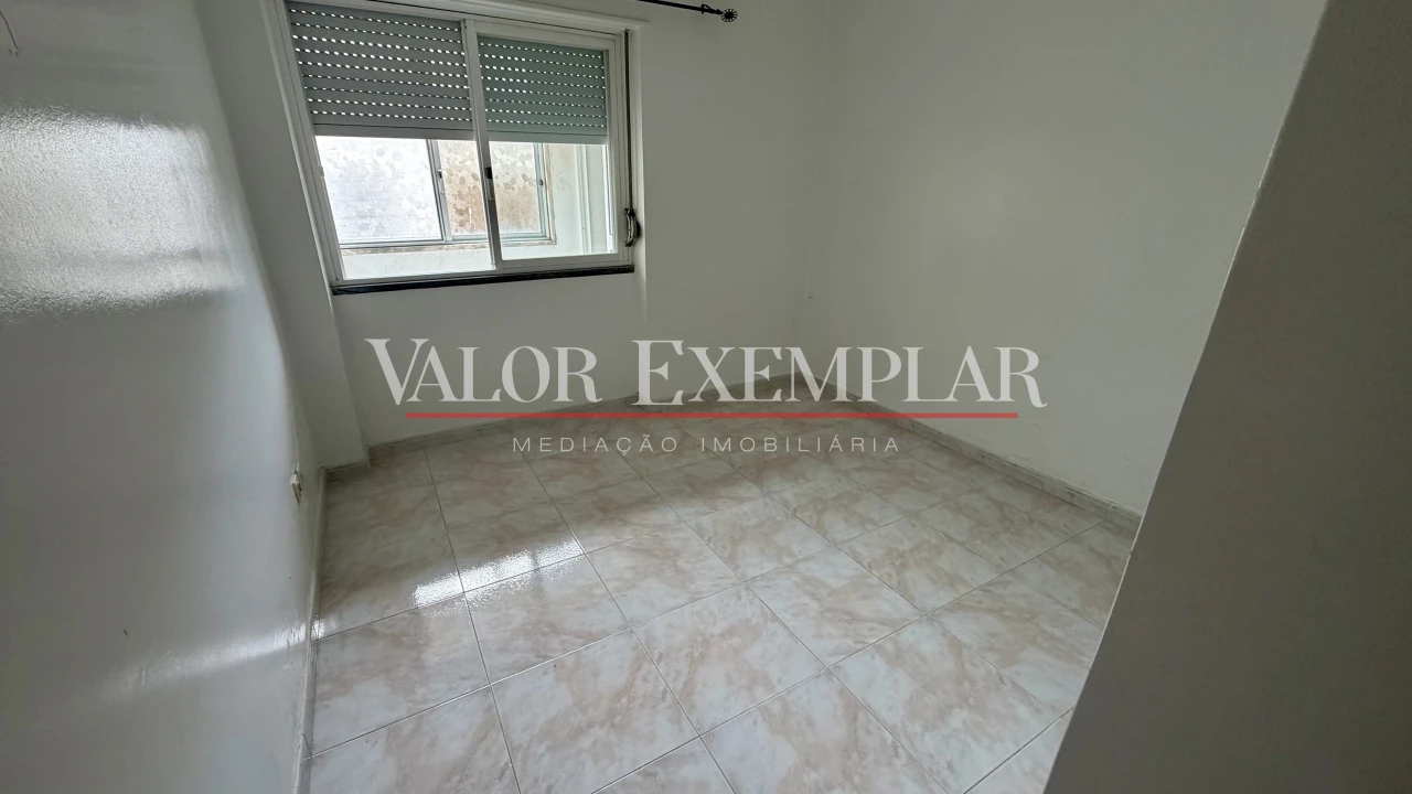 Apartamento T3 para Venda em Alcochete Foto 9
