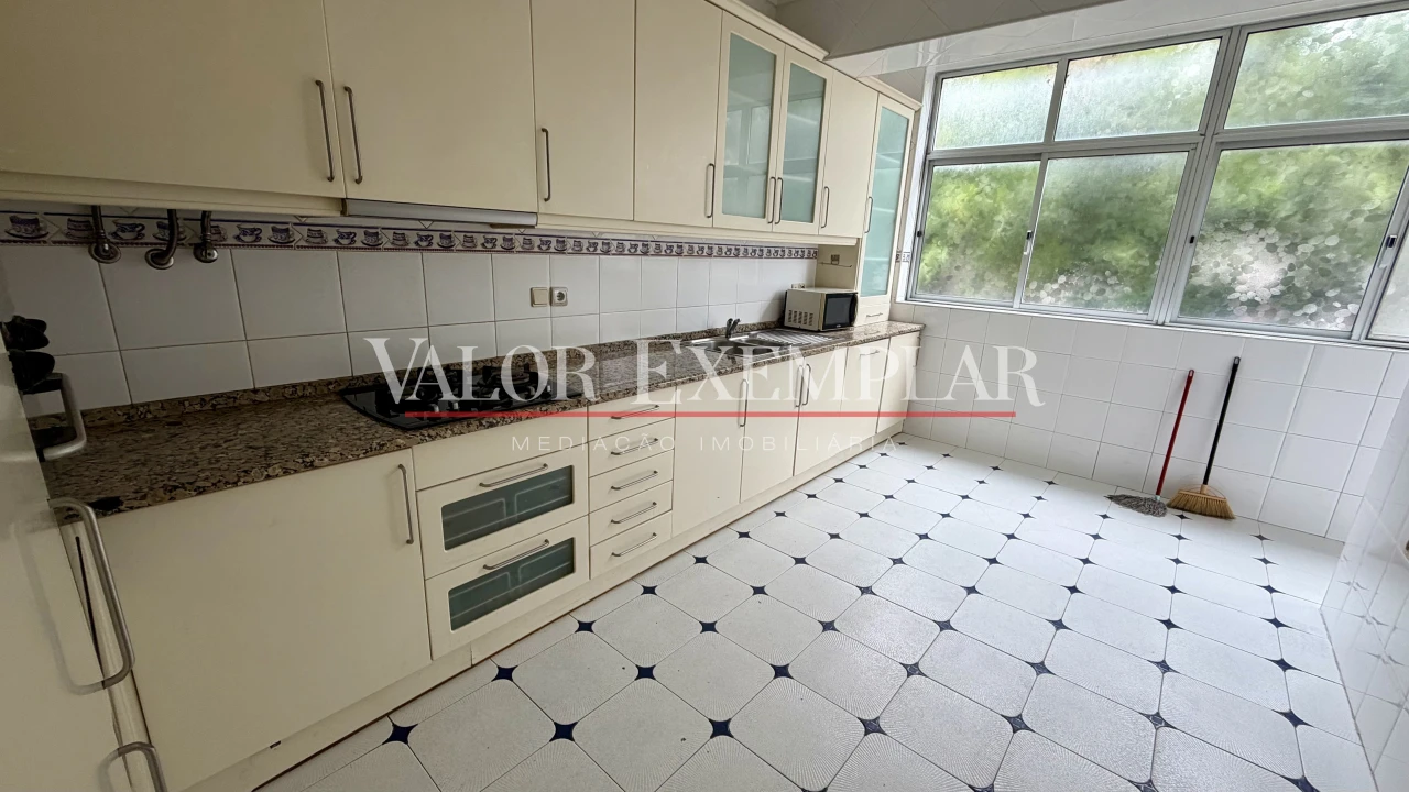 Apartamento T3 para Venda em Alcochete Foto 2