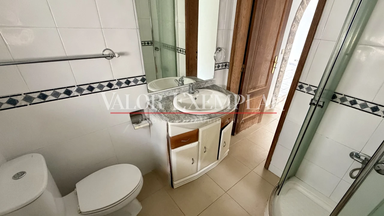 Apartamento T3 para Venda em Alcochete Foto 13