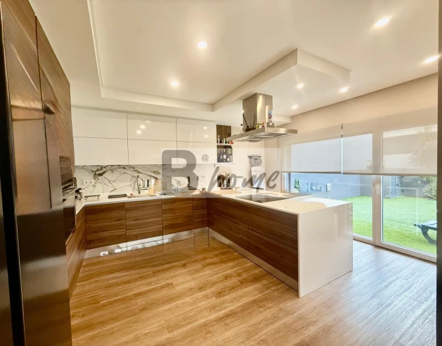 Moradia T4 para Venda em Charneca de Caparica e Sobreda Foto 7