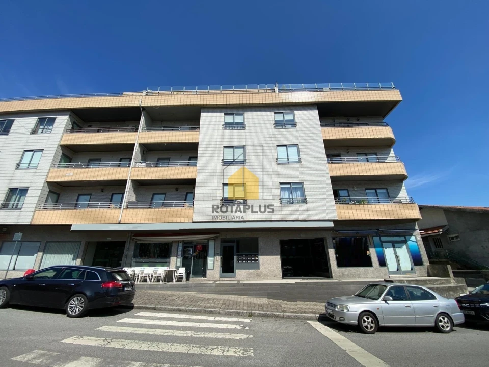 Apartamento T1 para Venda em Mafamude e Vilar do Paraíso Foto 1