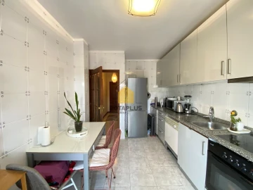 Apartamento T1 para Venda em Mafamude e Vilar do Paraíso