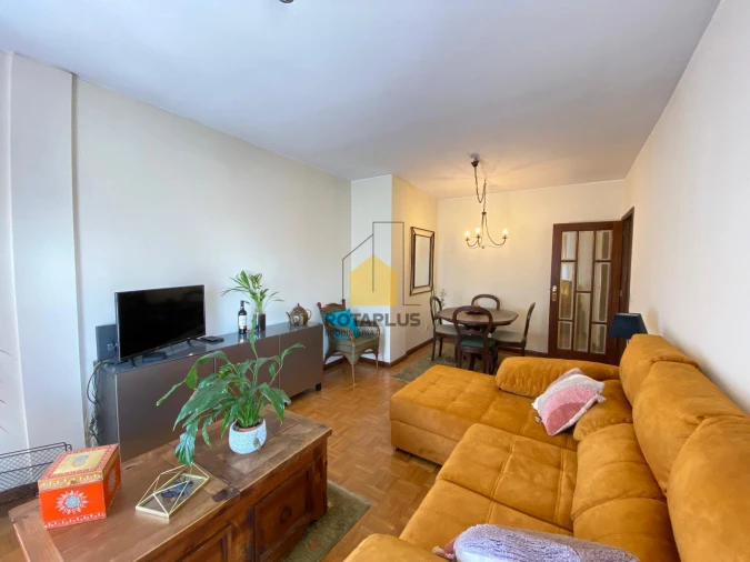 Apartamento T1 para Venda em Mafamude e Vilar do Paraíso Foto 7
