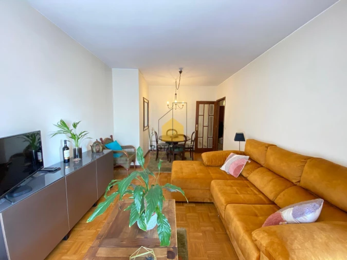 Apartamento T1 para Venda em Mafamude e Vilar do Paraíso Foto 6