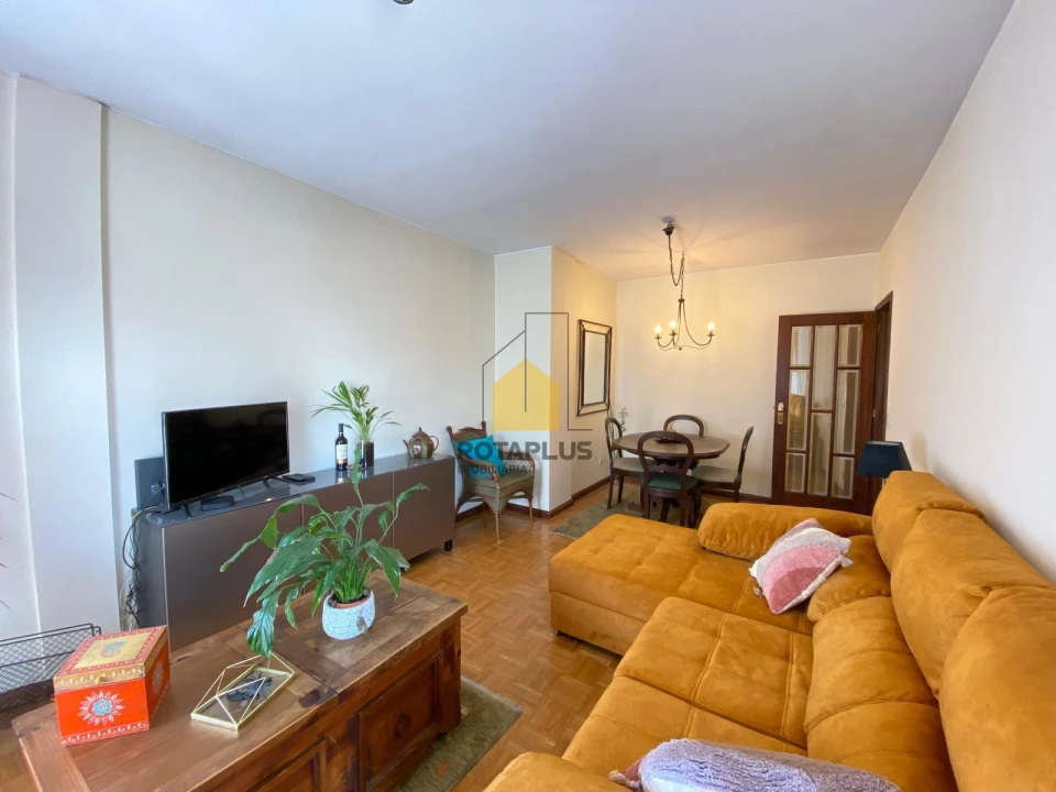 Apartamento T1 para Venda em Mafamude e Vilar do Paraíso Foto 7