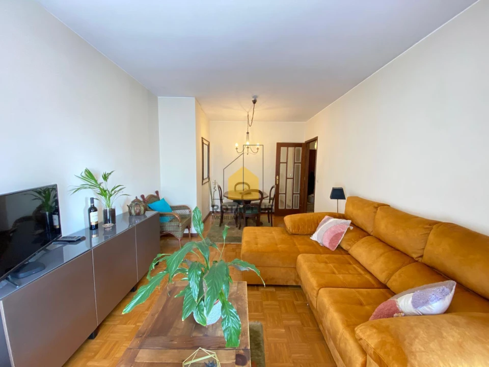 Apartamento T1 para Venda em Mafamude e Vilar do Paraíso Foto 6