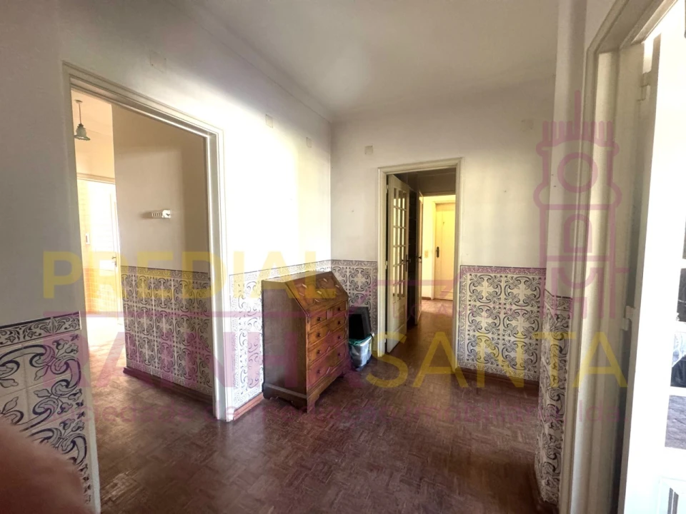 Apartamento T4 para Venda em Lumiar Foto 5