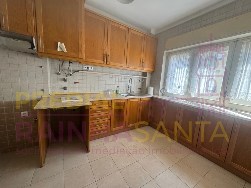 Apartamento T4 para Venda em Lumiar Foto 8
