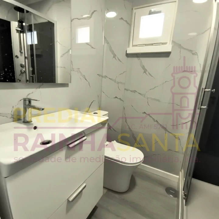 Apartamento para Venda em Laranjeiro e Feijó Foto 2