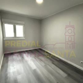 Apartamento para Venda em Laranjeiro e Feijó