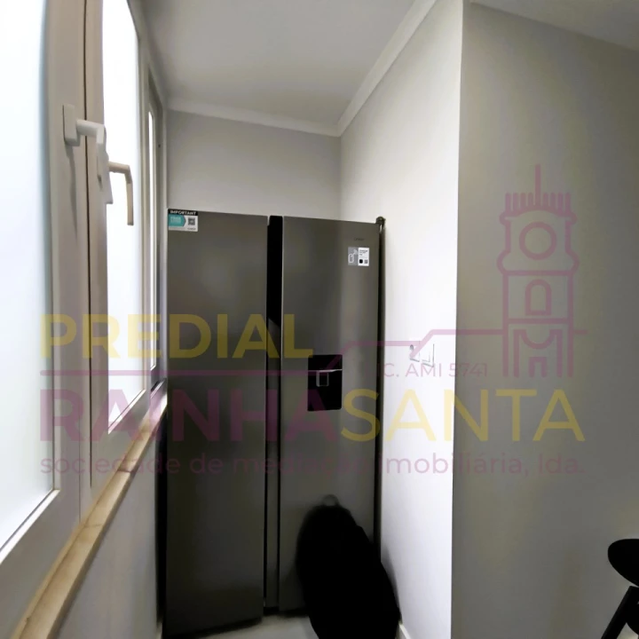 Apartamento T2 para Venda em Benfica Foto 8