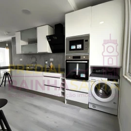 Apartamento T2 para Venda em Benfica