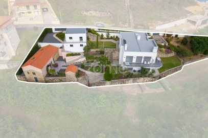 Moradia T4 para Venda em Ossela