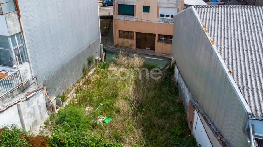 Terreno para Venda em Campanhã