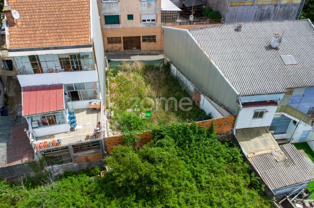 Terreno para Venda em Campanhã Foto 6