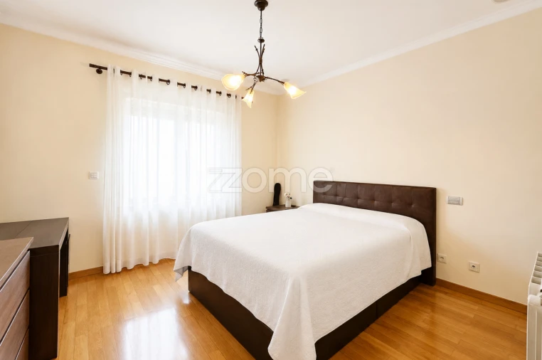 Moradia T4 para Venda em Sandim, Olival, Lever e Crestuma Foto 20