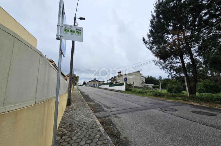 Moradia T4 para Venda em Sandim, Olival, Lever e Crestuma Foto 27
