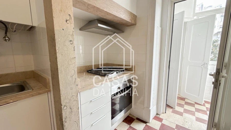 Apartamento T2 para Arrendamento em São Domingos de Benfica Foto 14
