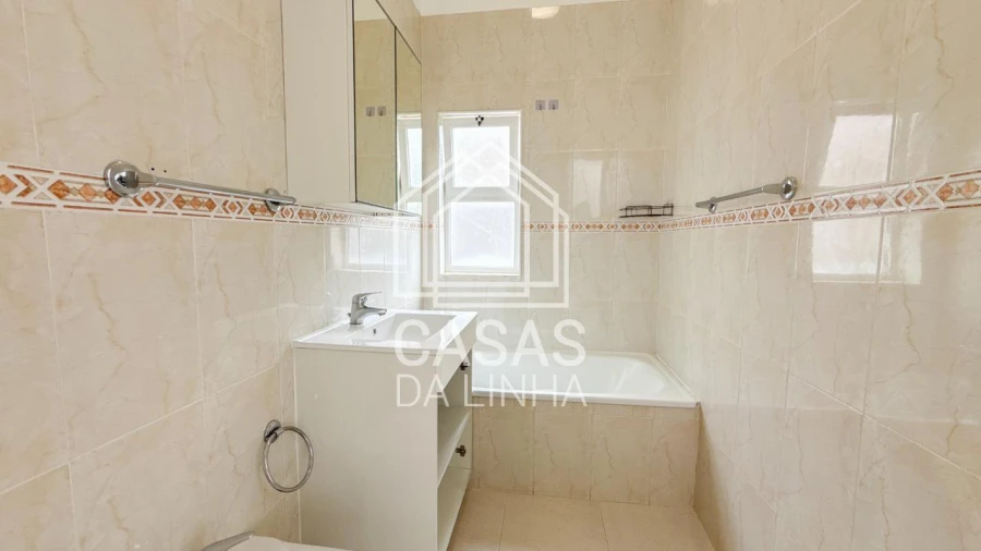 Apartamento T2 para Arrendamento em São Domingos de Benfica Foto 18