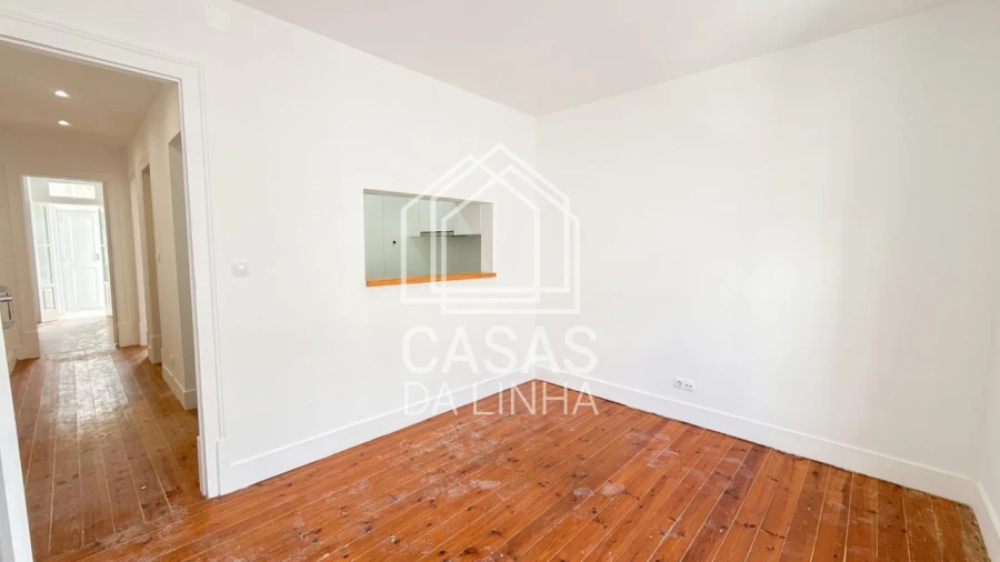 Apartamento T2 para Arrendamento em São Domingos de Benfica Foto 2