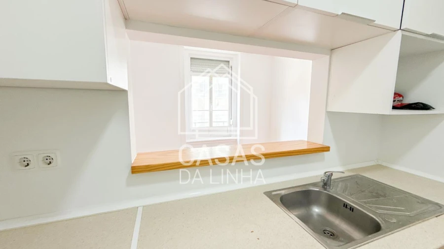 Apartamento T2 para Arrendamento em São Domingos de Benfica Foto 6