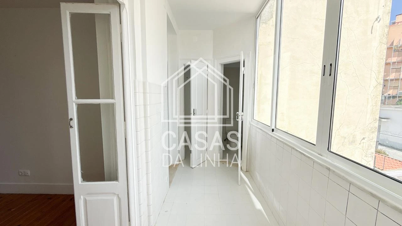 Apartamento T2 para Arrendamento em São Domingos de Benfica Foto 18
