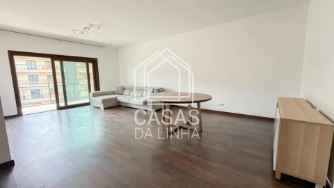 Apartamento T2 para Arrendamento em Moscavide e Portela