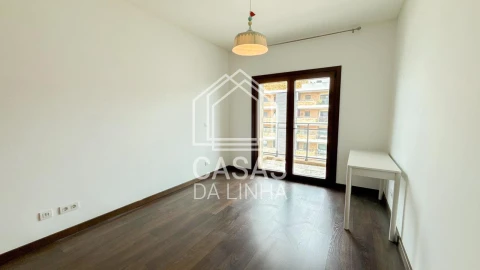 Apartamento T2 para Arrendamento em Moscavide e Portela