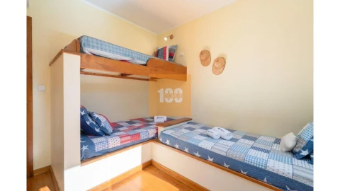 Quinta T4 para Venda em Couto
