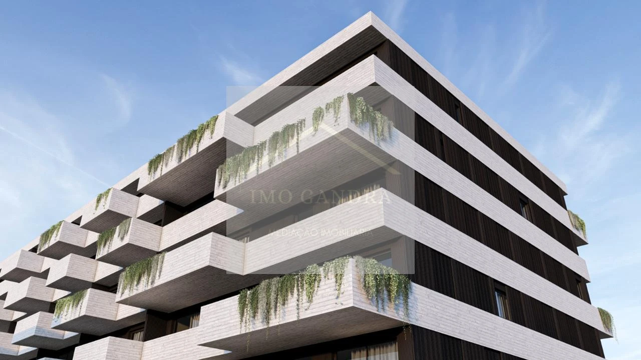 Apartamento T2 para Venda em Valongo Foto 3