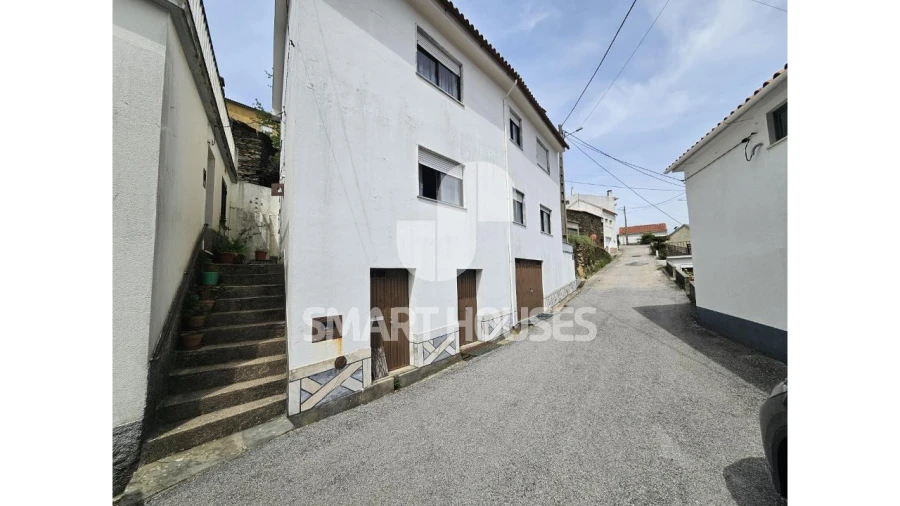 Moradia T3 para Venda em Cerdeira e Moura da Serra Foto 32