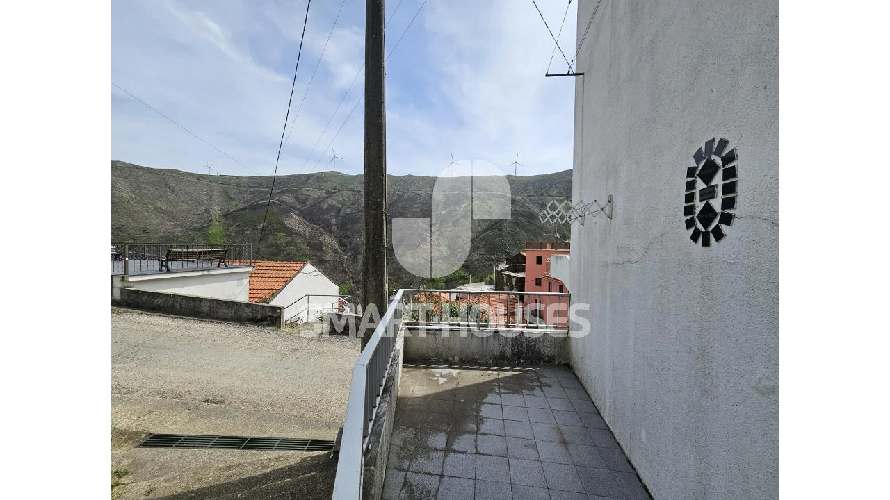 Moradia T3 para Venda em Cerdeira e Moura da Serra Foto 27