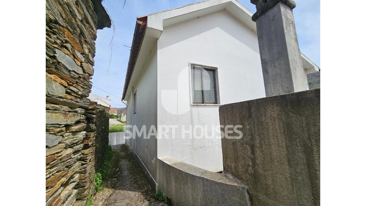 Moradia T3 para Venda em Cerdeira e Moura da Serra Foto 29