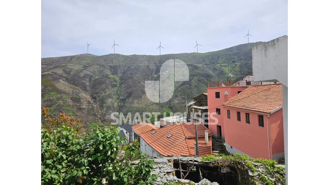 Moradia T3 para Venda em Cerdeira e Moura da Serra Foto 33