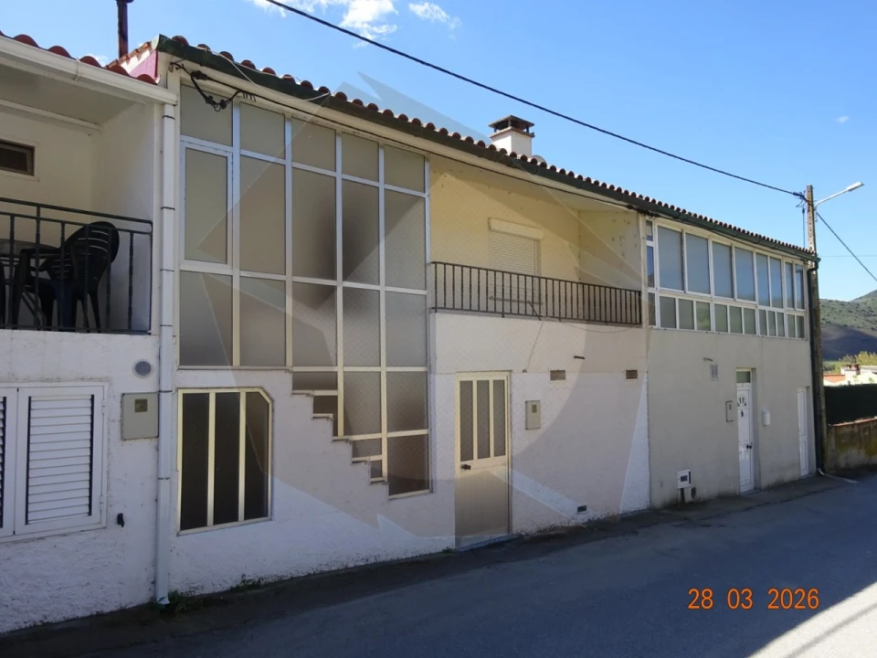 Quinta T7 para Venda em Ligares Foto 16