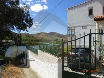 Quinta T7 para Venda em Ligares