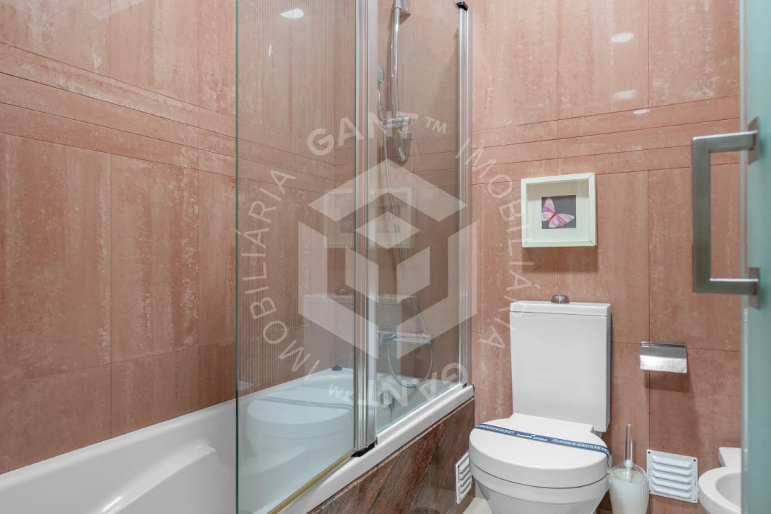 Apartamento T4 para Venda em Almada, Cova da Piedade, Pragal e Cacilhas Foto 19