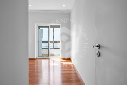 Apartamento T4 para Venda em Almada, Cova da Piedade, Pragal e Cacilhas