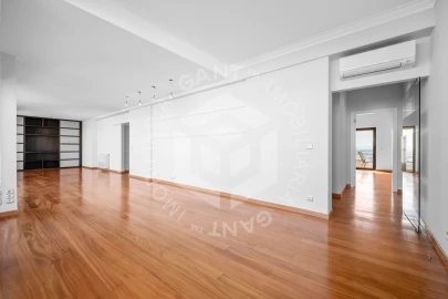 Apartamento T4 para Venda em Almada, Cova da Piedade, Pragal e Cacilhas