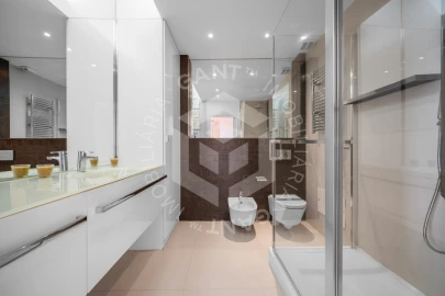 Apartamento T4 para Venda em Almada, Cova da Piedade, Pragal e Cacilhas