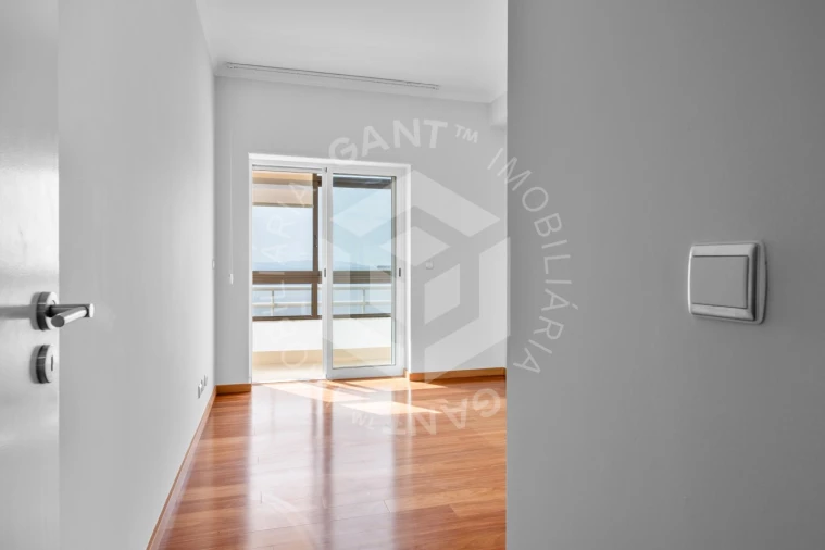 Apartamento T4 para Venda em Almada, Cova da Piedade, Pragal e Cacilhas Foto 12