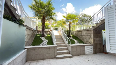 Moradia T3 para Venda em Mafamude e Vilar do Paraíso