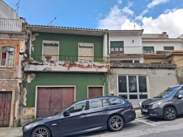 Moradia T2 para Venda em Torres Novas (São Pedro), Lapas e Ribeira Branca