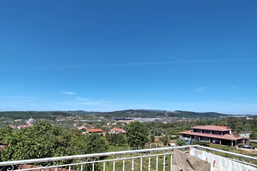 Moradia T2 para Venda em Pussos São Pedro Foto 17