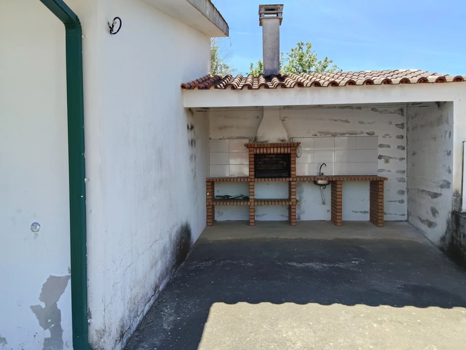 Moradia T2 para Venda em Pussos São Pedro Foto 23
