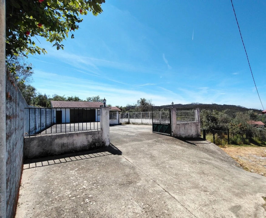 Moradia T2 para Venda em Pussos São Pedro Foto 20