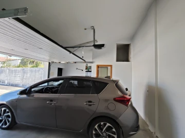 Moradia T2 para Venda em Pussos São Pedro