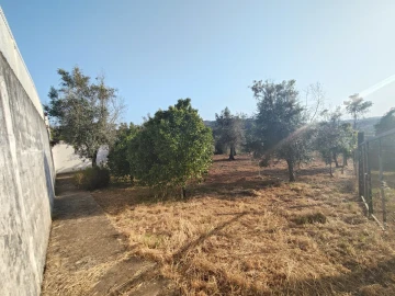 Moradia T2 para Venda em Pussos São Pedro