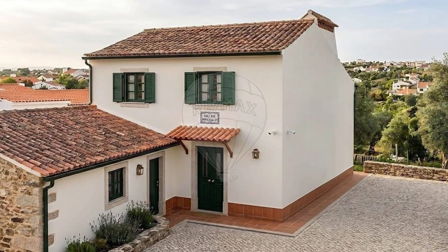 Moradia T3 para Venda em Mouriscas