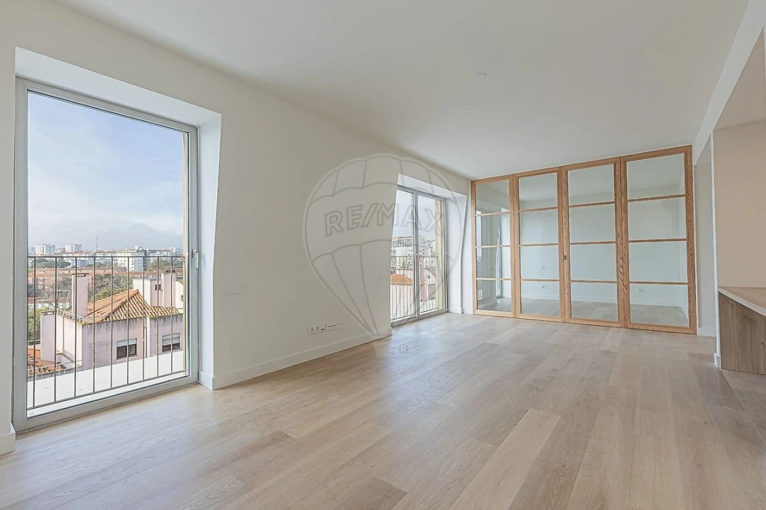 Apartamento T1 para Venda em Olivais Foto 5